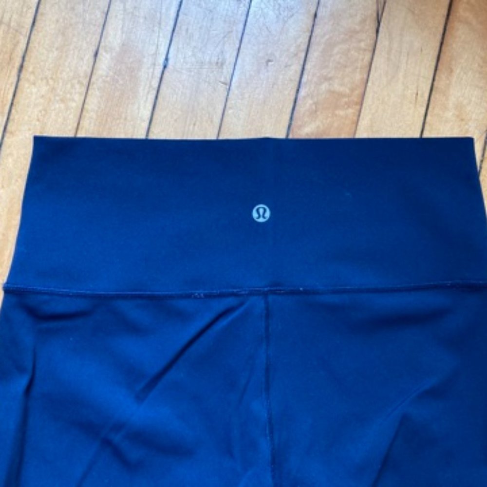 Lululemon Wunder Under Crop HR 21 inch size 8